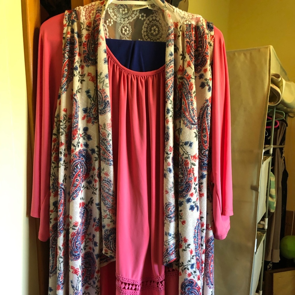 Top, vest, leggings set